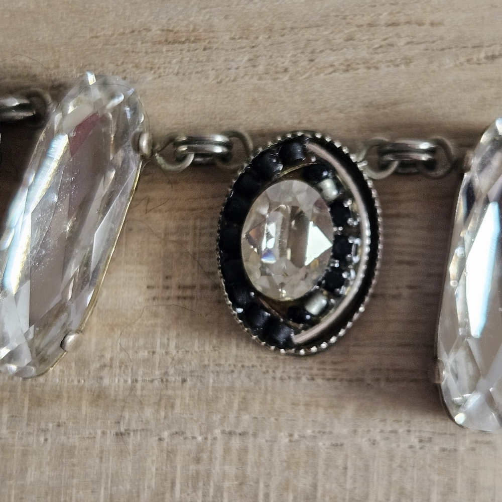Firefly Crystal Necklace - Picture 8 of 10